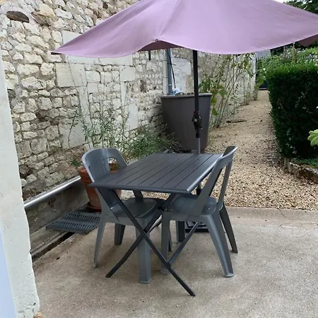 La Costonnerie Bed & Breakfast *