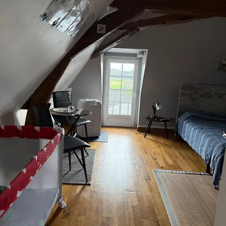 La Costonnerie Couette-café 3*