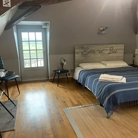 La Costonnerie Couette-café 3*